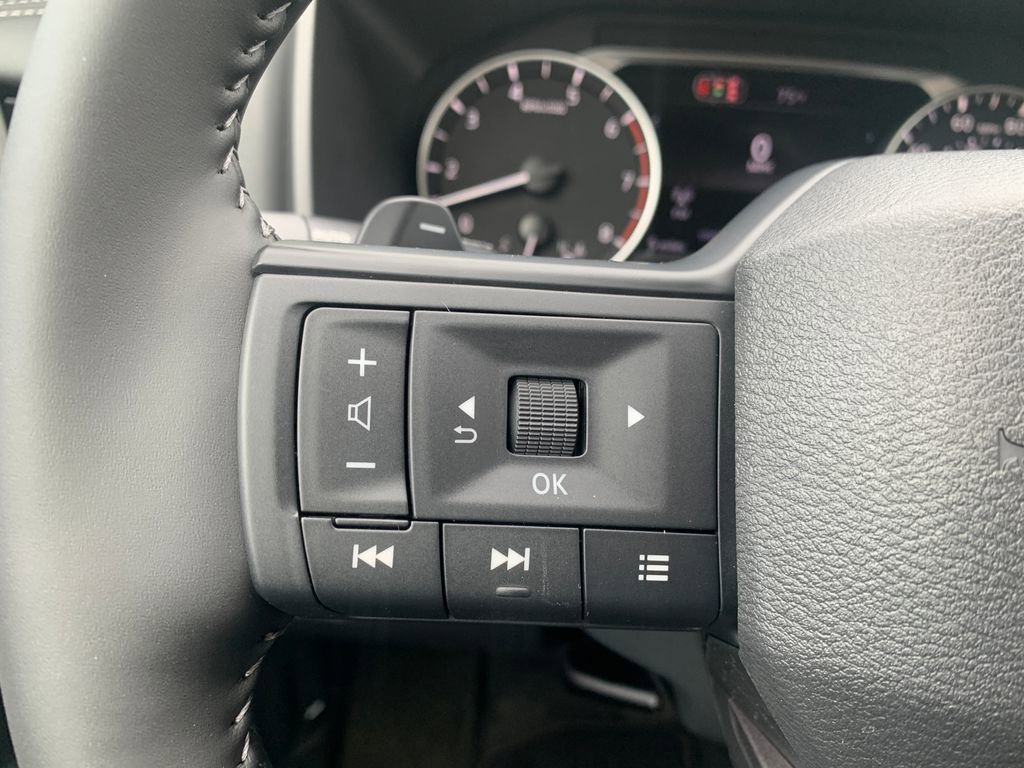 New 2026 Nissan Rogue SV FWD image 10