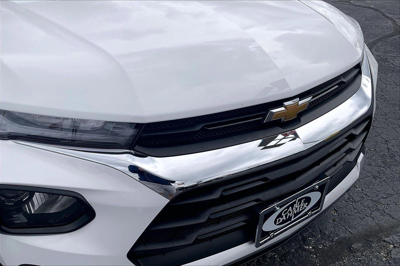 Used 2023 Chevrolet TrailBlazer LT FWD image 30