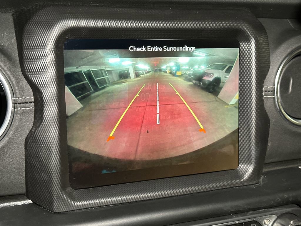 Used 2023 Jeep Wrangler Unlimited Sahara w/ Cold Weather Group AWD/4WD image 27