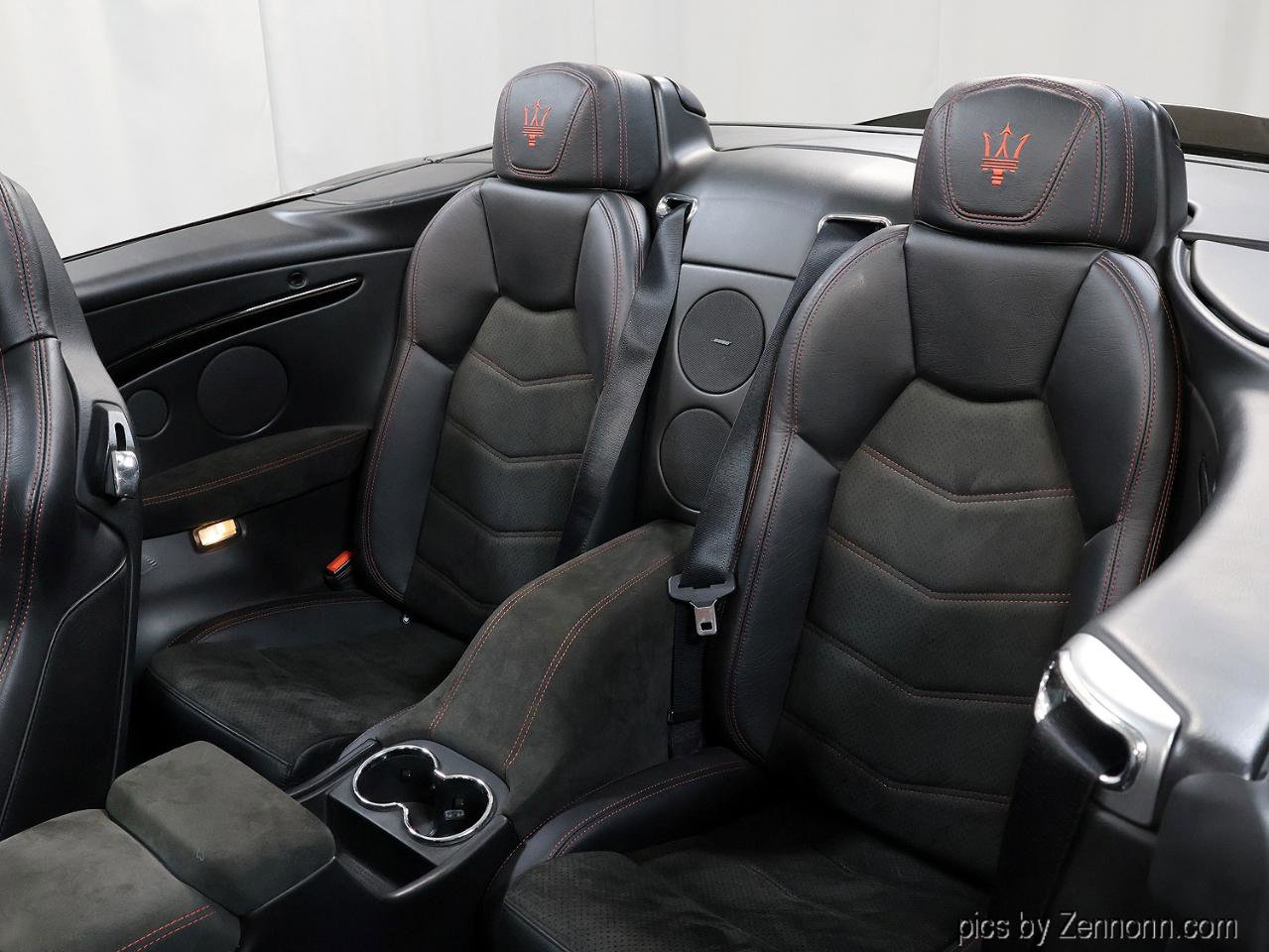 Used 2015 Maserati GranTurismo Sport RWD image 17