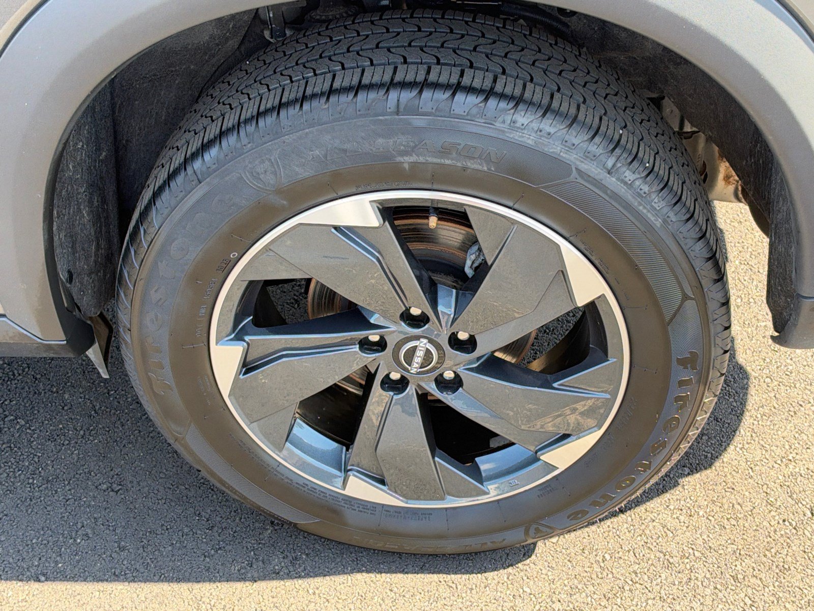 Used 2024 Nissan Rogue SV AWD/4WD image 20