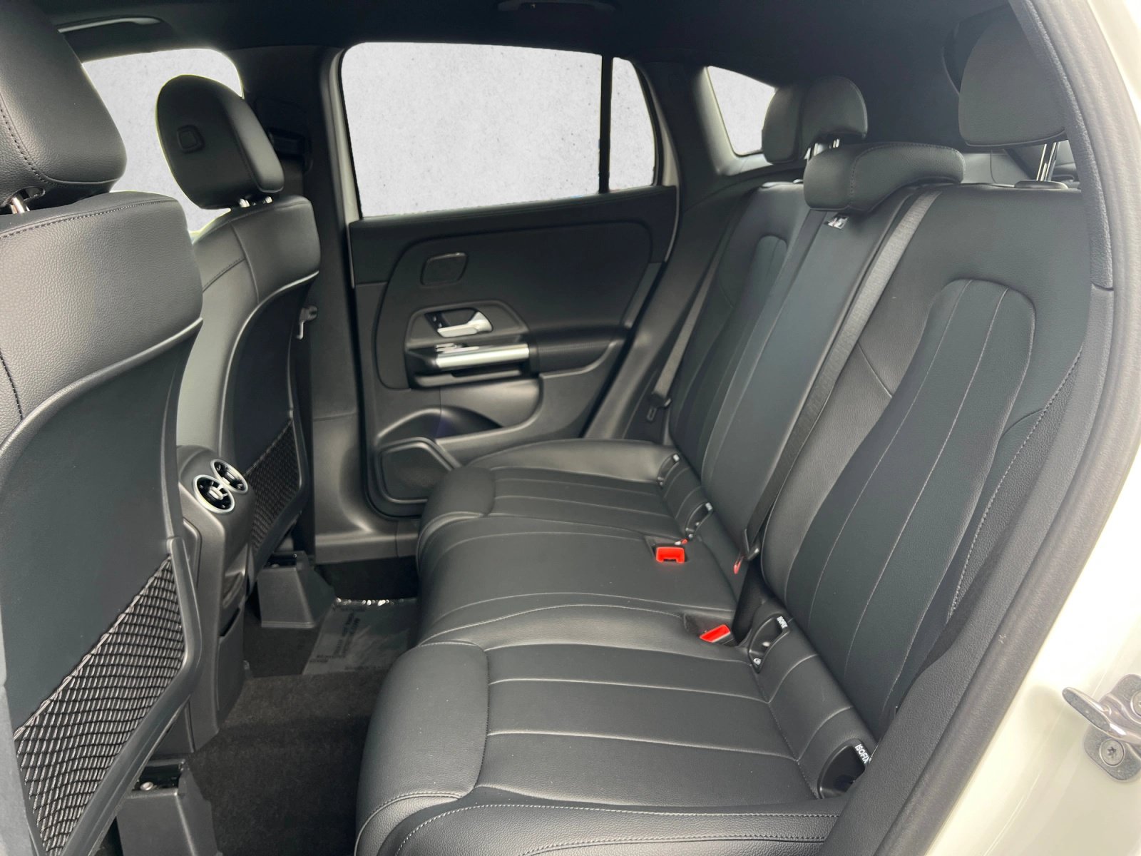 New 2026 Mercedes-Benz GLA 250 4MATIC image 17