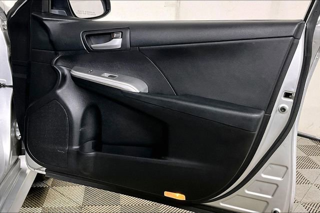 Used 2012 Toyota Camry SE image 22