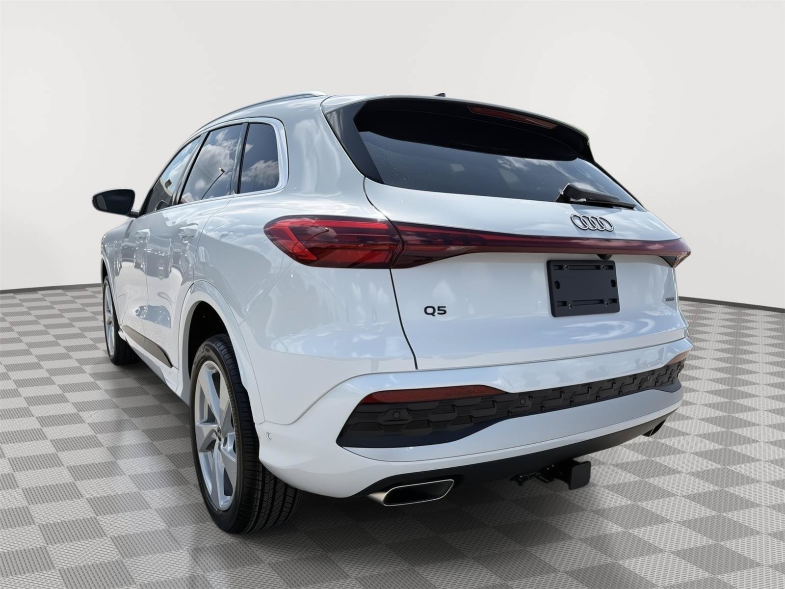 New 2026 Audi Q5 Premium Plus AWD/4WD image 3