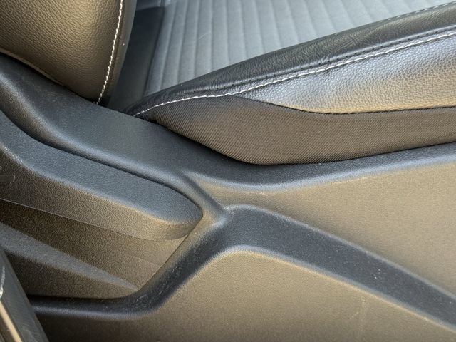 Used 2018 Ford Escape SE w/ SE Sport Appearance Package AWD/4WD image 29