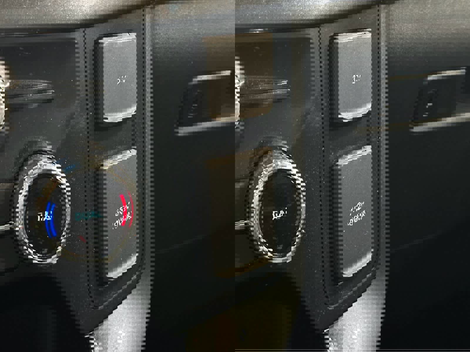 Used 2022 Ford F150 XLT w/ Equipment Group 302A High AWD/4WD image 39