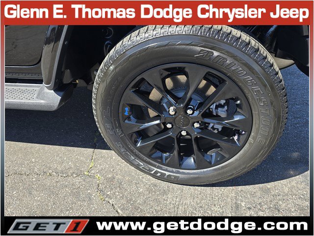 Certified 2022 Jeep Wrangler Unlimited Sahara w/ Cold Weather Group image 36