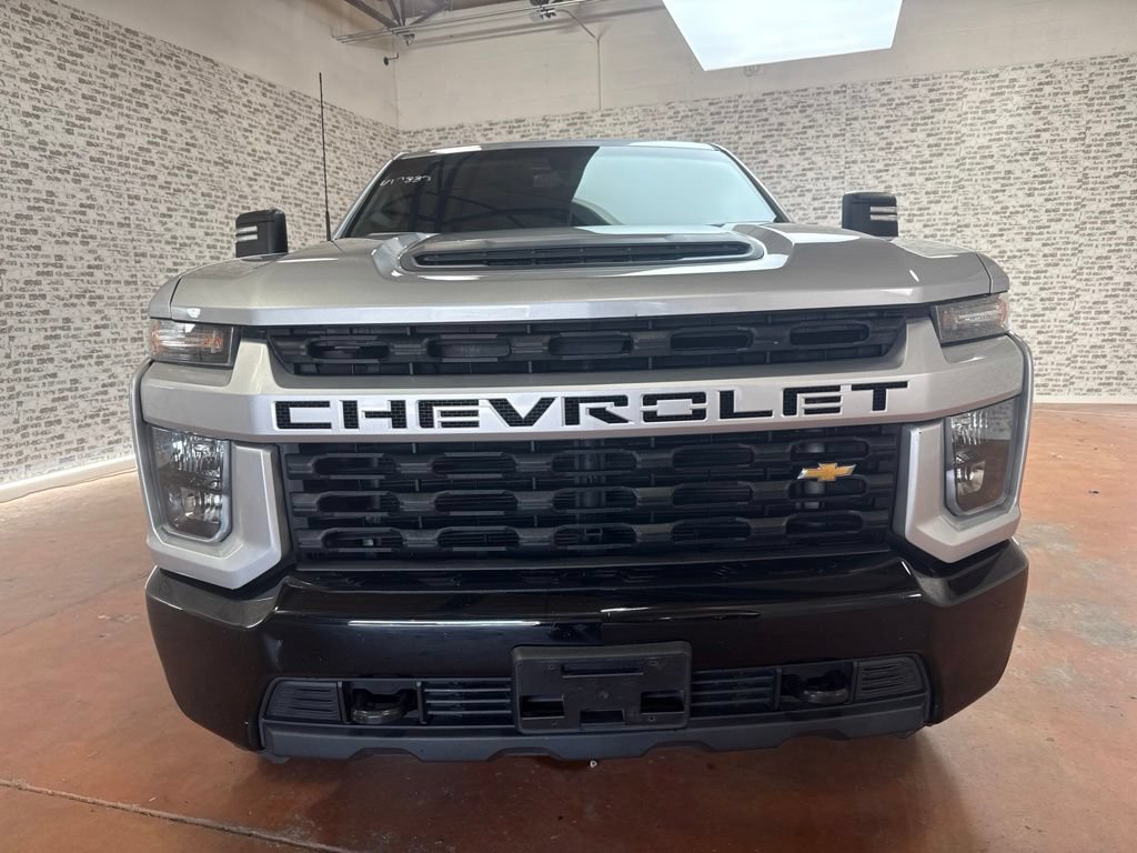 Used 2022 Chevrolet Silverado 2500 Custom w/ Custom Convenience Package RWD image 2