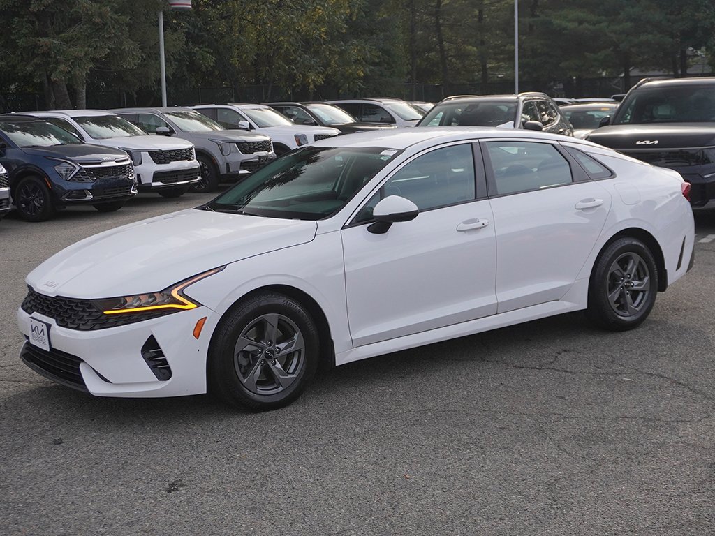 Used 2023 Kia K5 LXS image 8