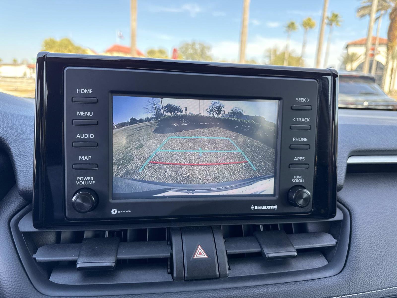 Used 2020 Toyota RAV4 XLE image 25