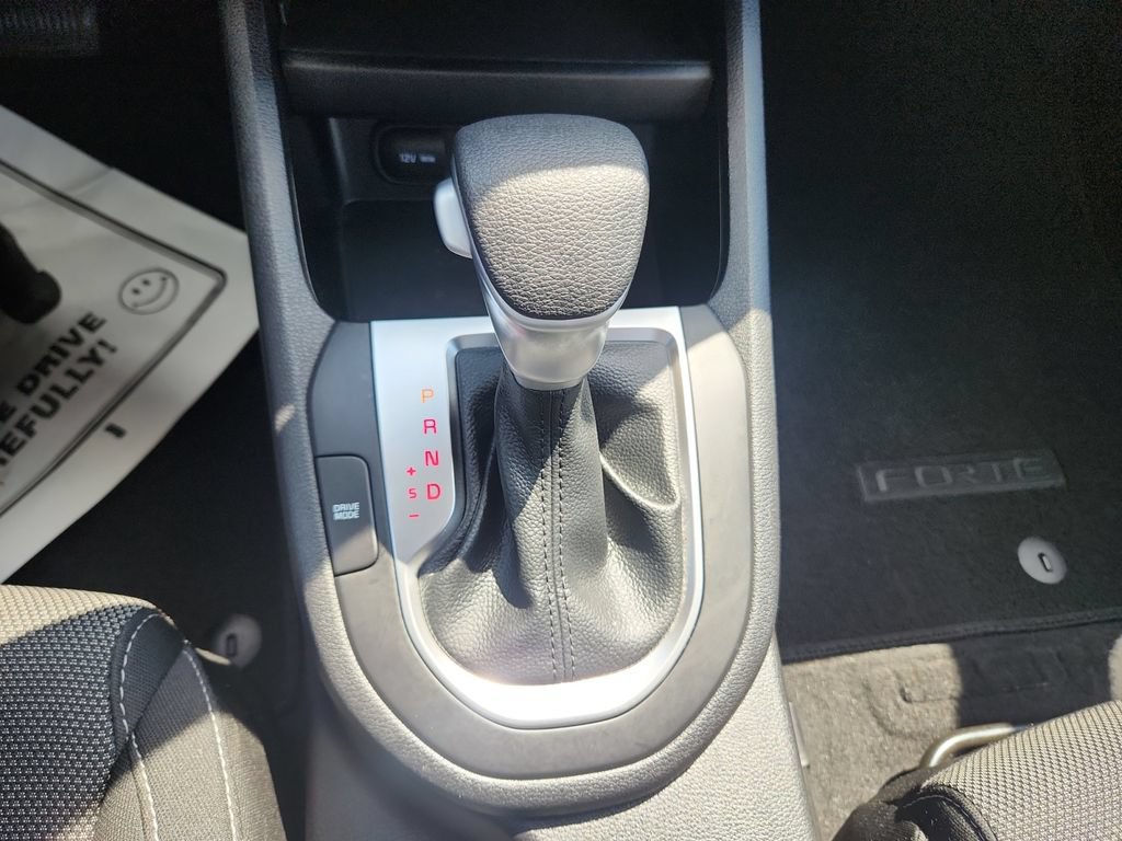 Certified 2024 Kia Forte LXS FWD image 15