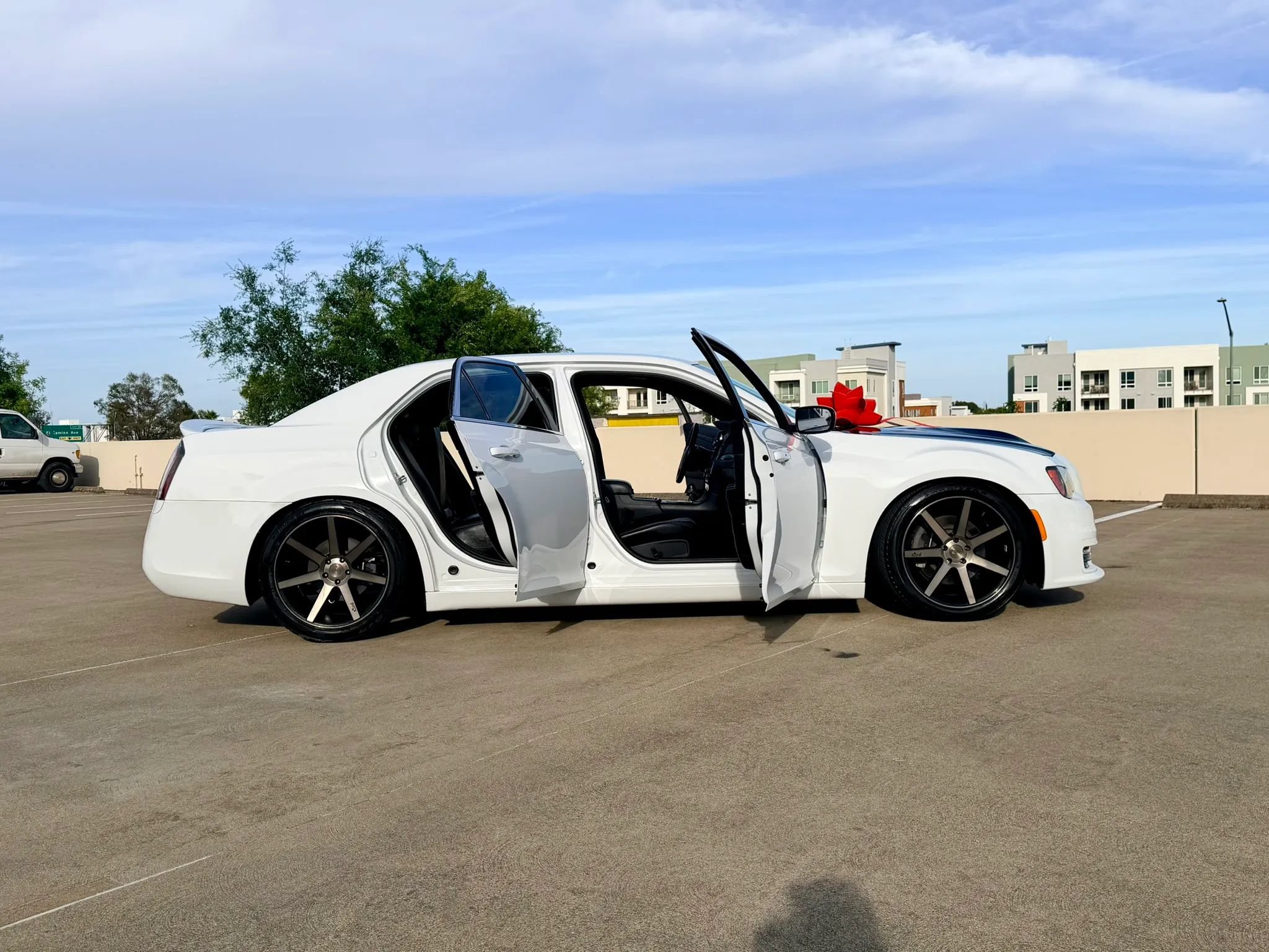 Used 2013 Chrysler 300 S RWD image 50