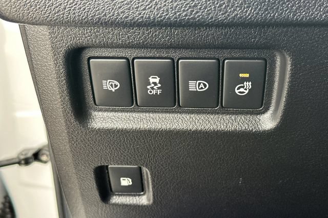 Used 2022 Lexus GX 460 w/ Black Line Special Edition AWD/4WD image 33