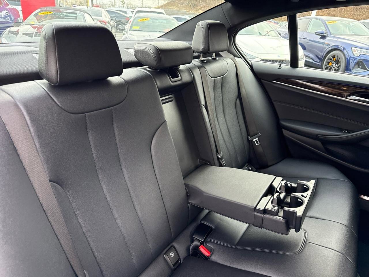 Used 2019 BMW 530i xDrive w/ Convenience Package image 31