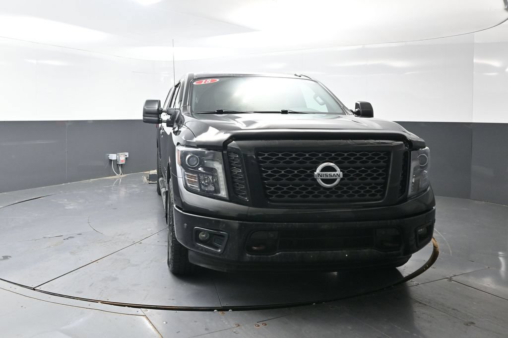 Used 2018 Nissan Titan SV AWD/4WD image 5