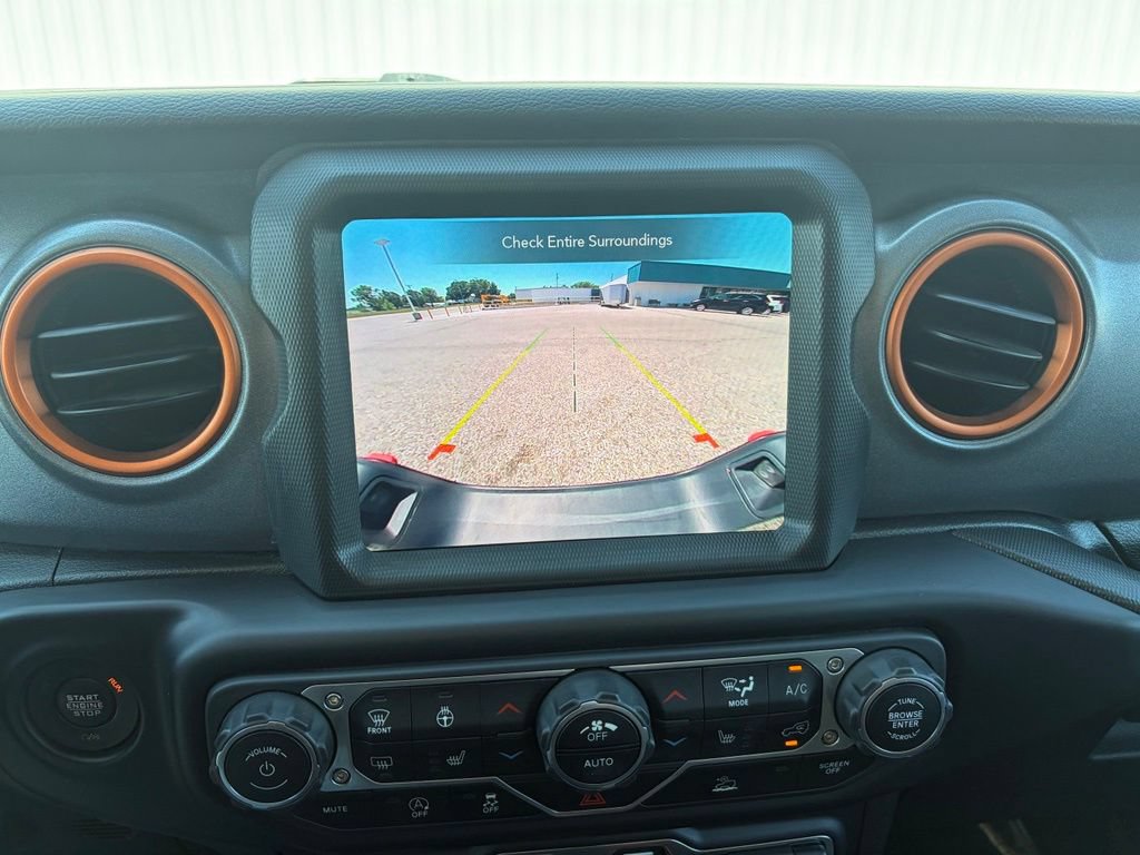 Used 2023 Jeep Gladiator Mojave w/ Cold Weather Group AWD/4WD image 38