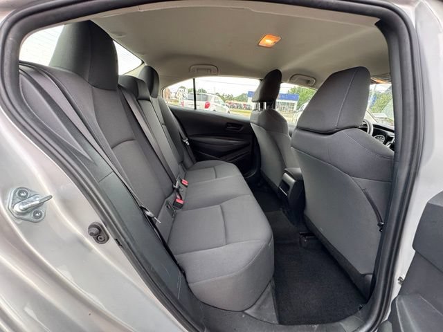 Used 2022 Toyota Corolla LE FWD image 14
