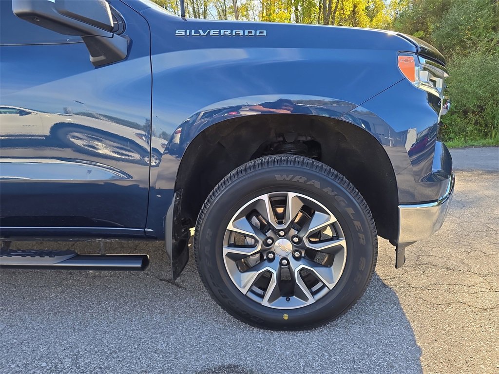 Used 2022 Chevrolet Silverado 1500 LT w/ Protection Package image 2