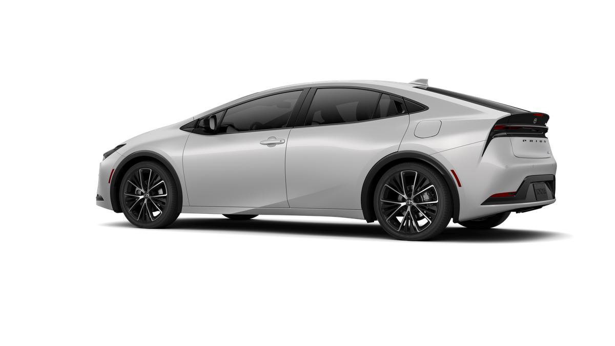New 2026 Toyota Prius XLE FWD image 7