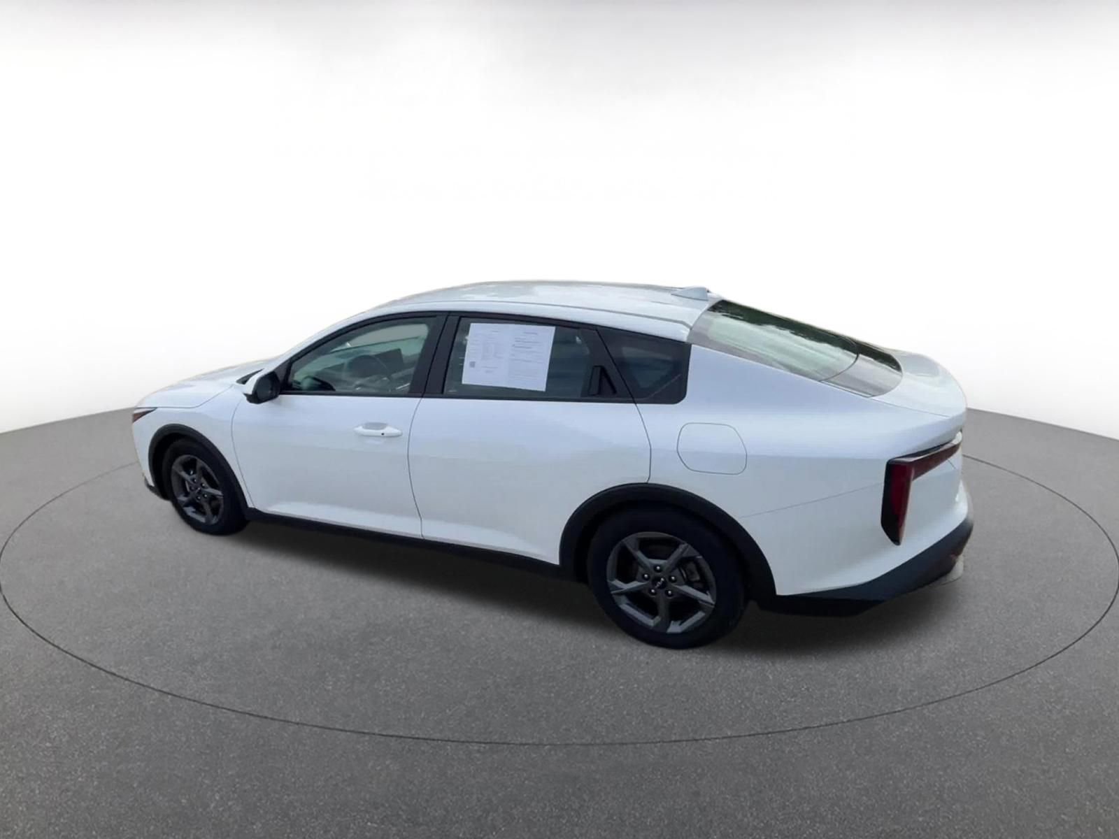 Used 2025 Kia K4 FWD image 10