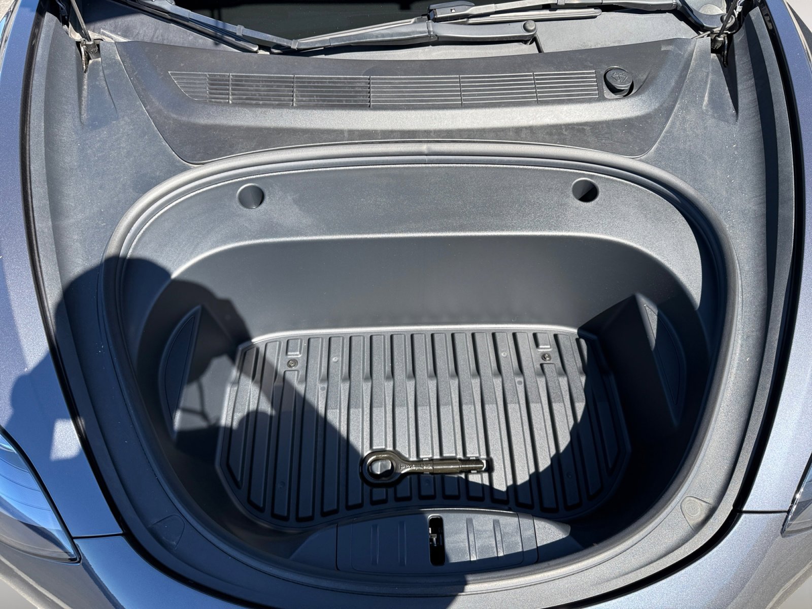 Used 2023 Tesla Model 3 Standard Range image 19