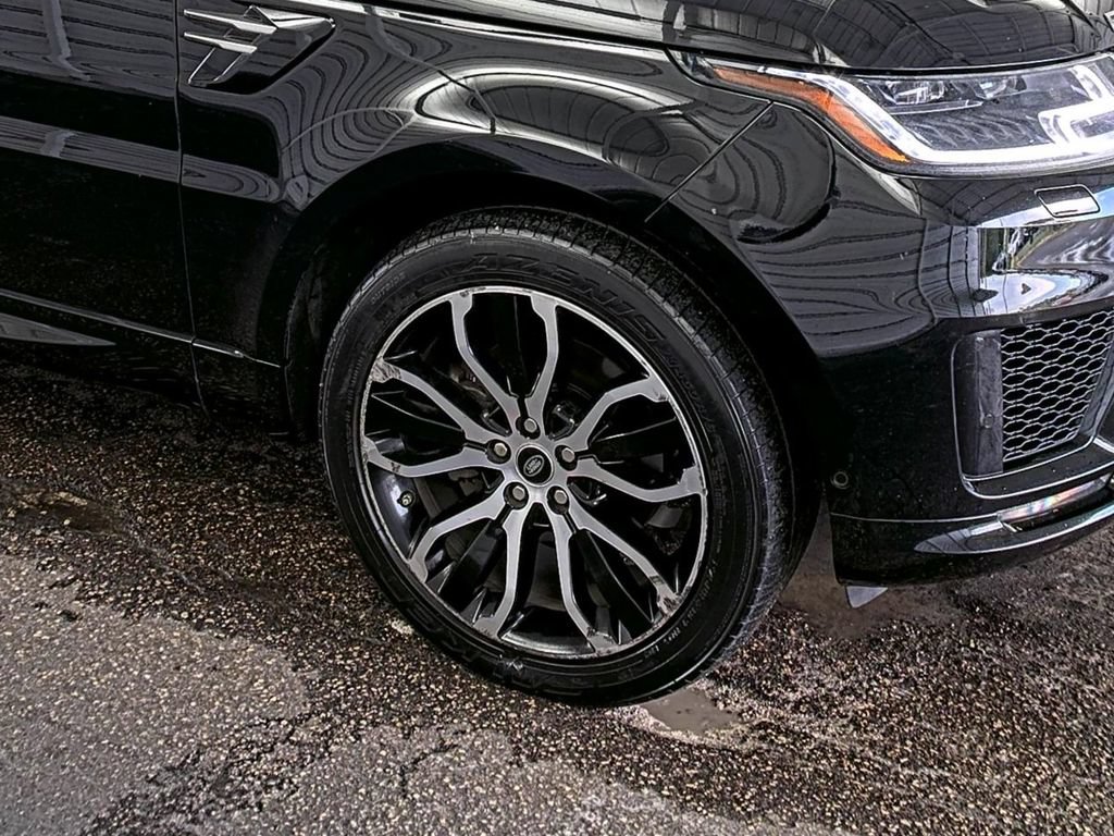 Used 2019 Land Rover Range Rover Sport HSE AWD/4WD image 17