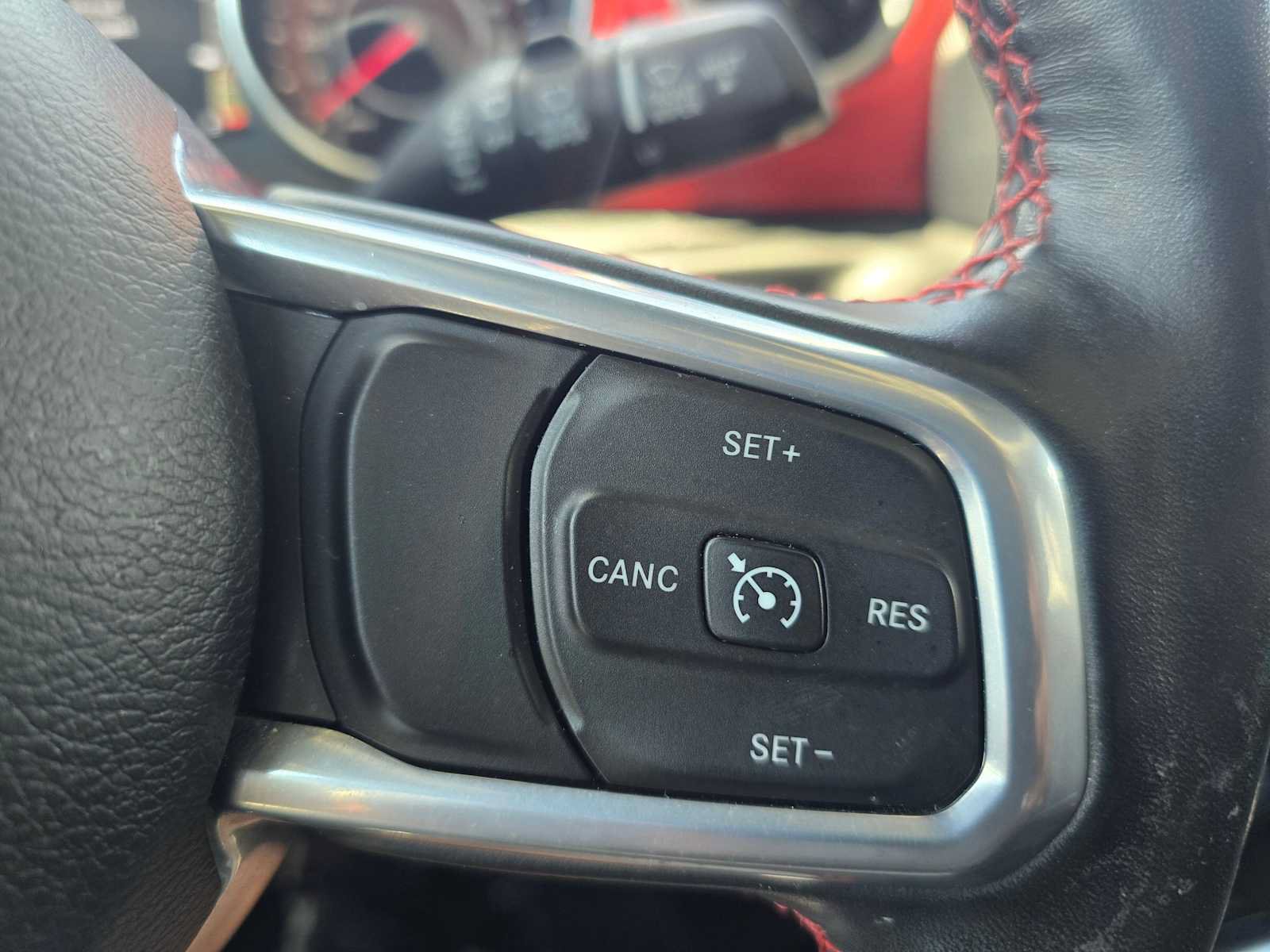 Used 2021 Jeep Wrangler Unlimited Rubicon w/ Cold Weather Group AWD/4WD image 33