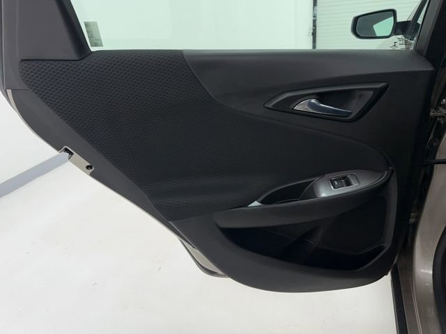 Used 2023 Chevrolet Malibu LT FWD image 35