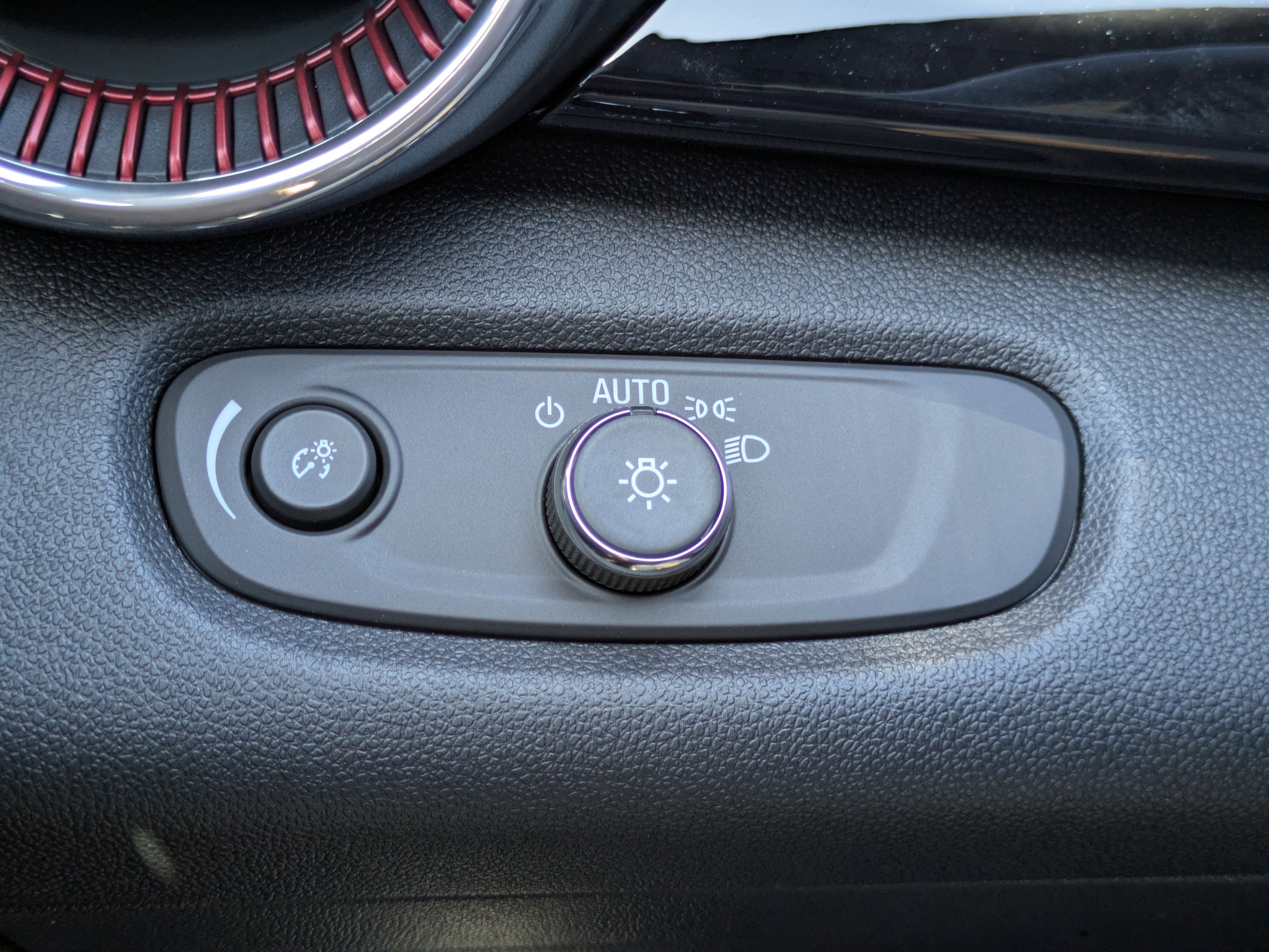 New 2026 Chevrolet Trax RS image 14