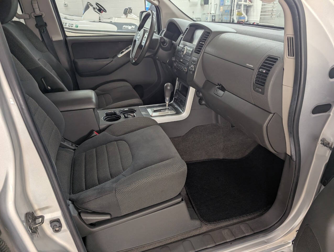 Used 2011 Nissan Pathfinder S AWD/4WD image 19