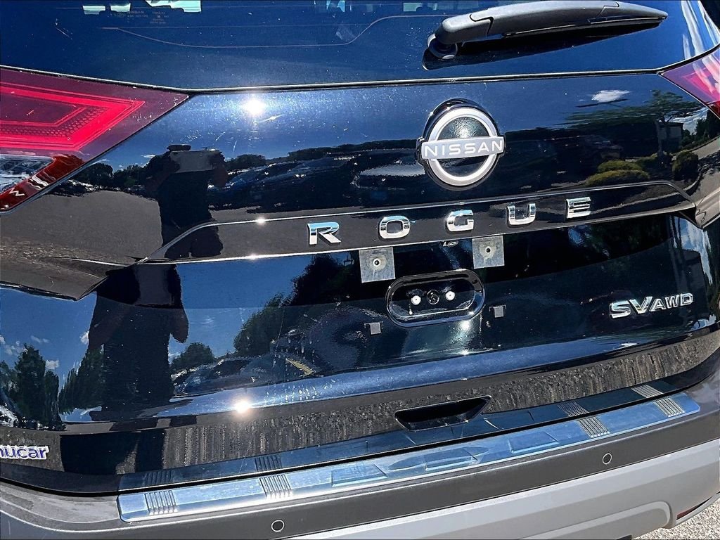Used 2023 Nissan Rogue SV AWD/4WD image 27