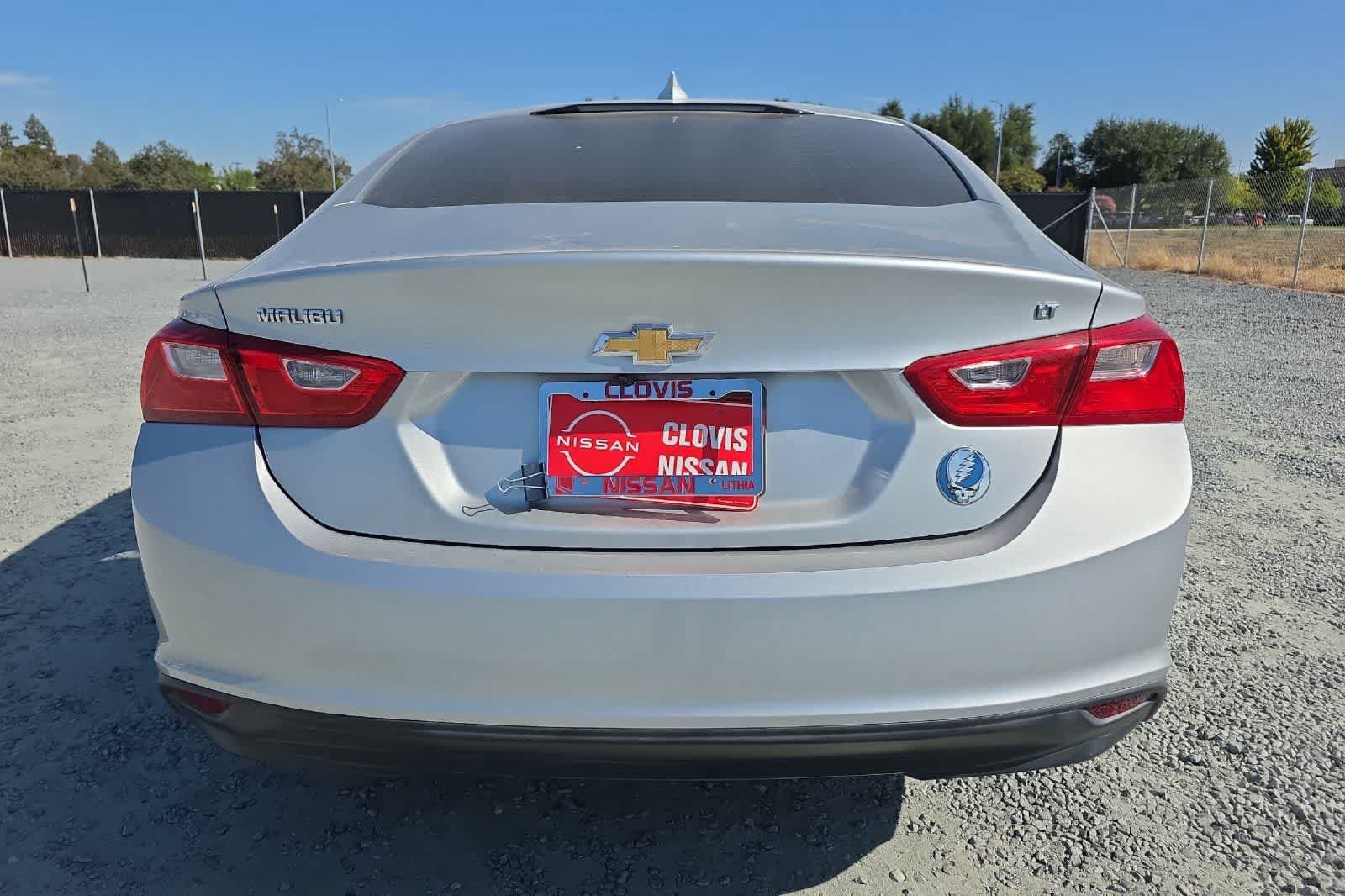 Used 2018 Chevrolet Malibu LT FWD image 8