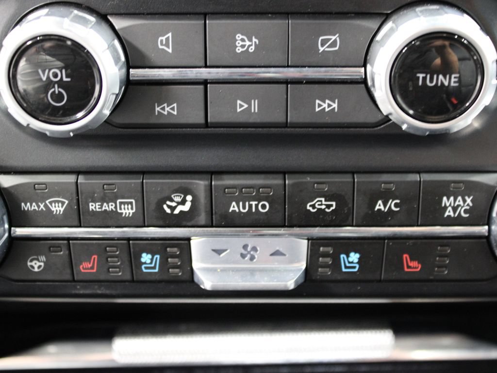 Used 2023 Ford F150 Lariat w/ Equipment Group 502A High AWD/4WD image 73