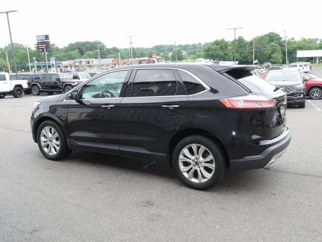 Used 2022 Ford Edge Titanium image 10