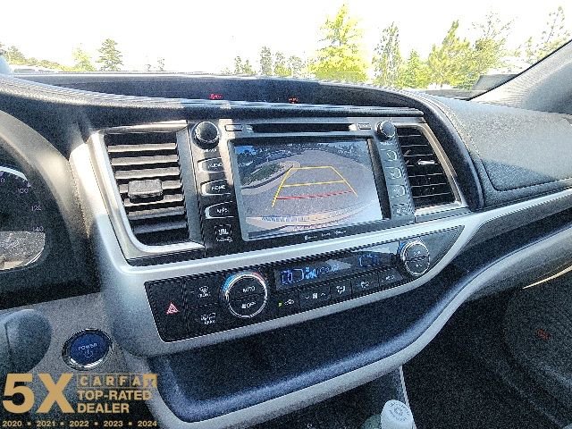Used 2019 Toyota Highlander Limited AWD/4WD image 32