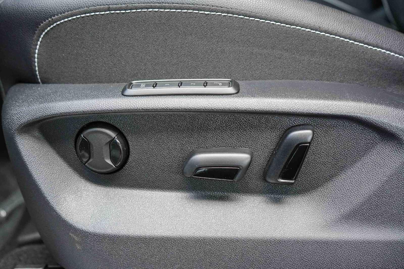 New 2026 Volkswagen Atlas SEL Premium R-Line image 22