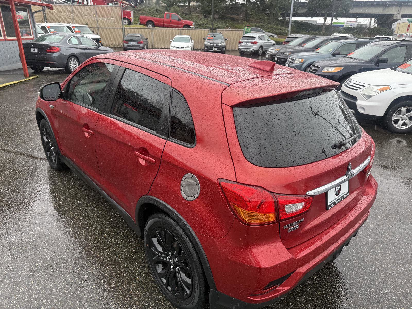 Used 2018 Mitsubishi Outlander Sport LE image 13