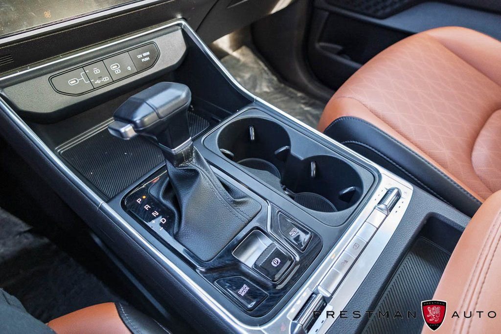 Used 2025 Kia Carnival SX image 29