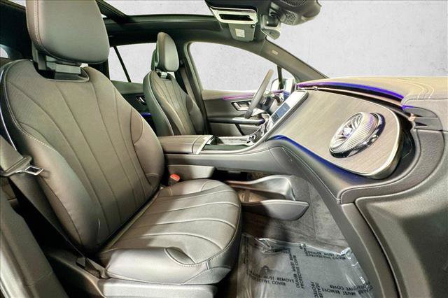 New 2026 Mercedes-Benz EQE 320 4MATIC SUV image 26