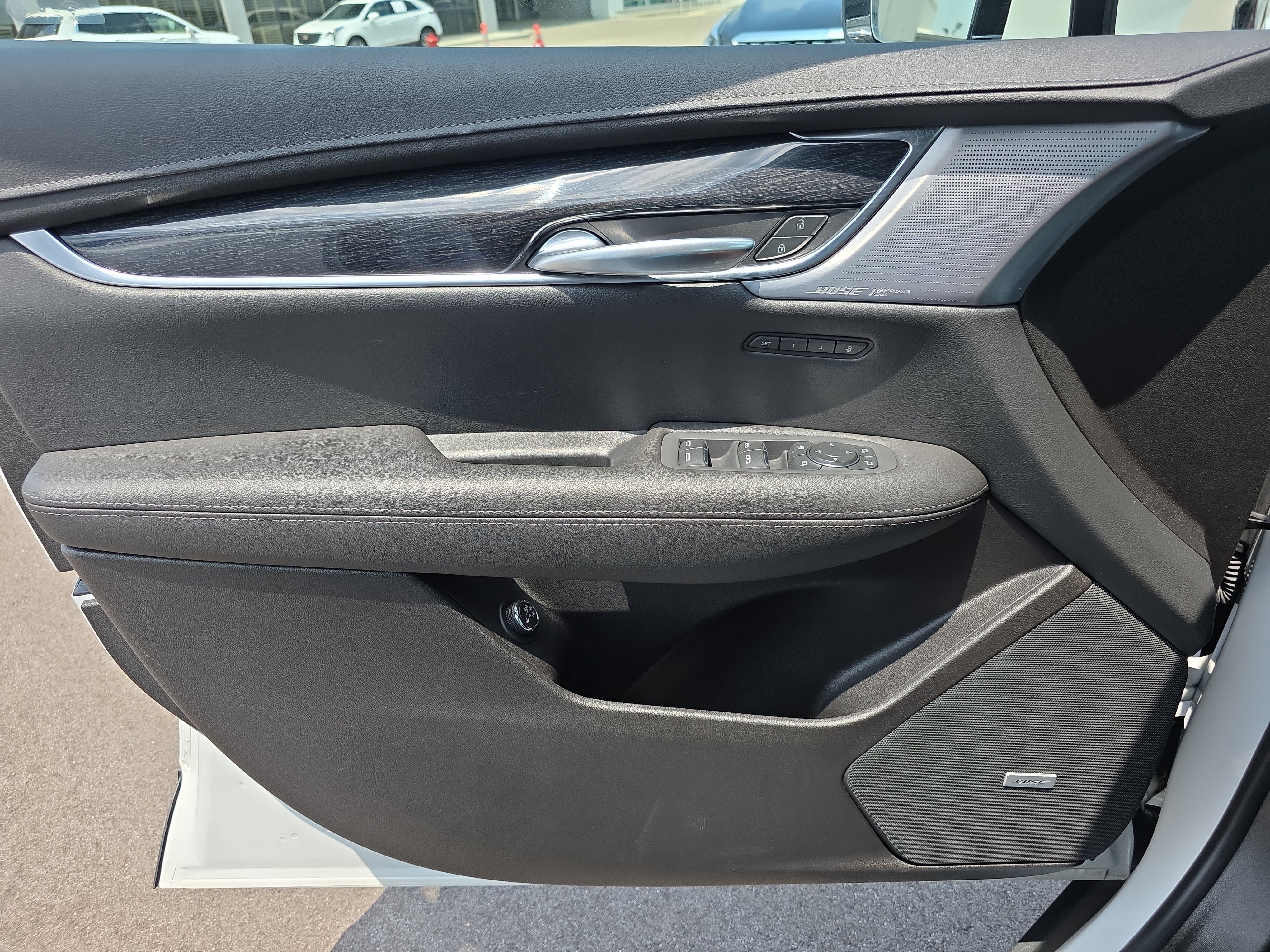 Used 2023 Cadillac XT5 Premium Luxury AWD/4WD image 17