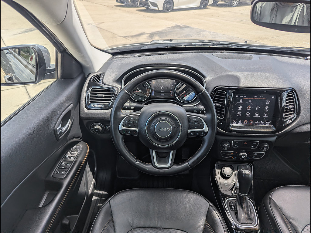 Used 2021 Jeep Compass Limited w/ Sun and Sound Group AWD/4WD image 3