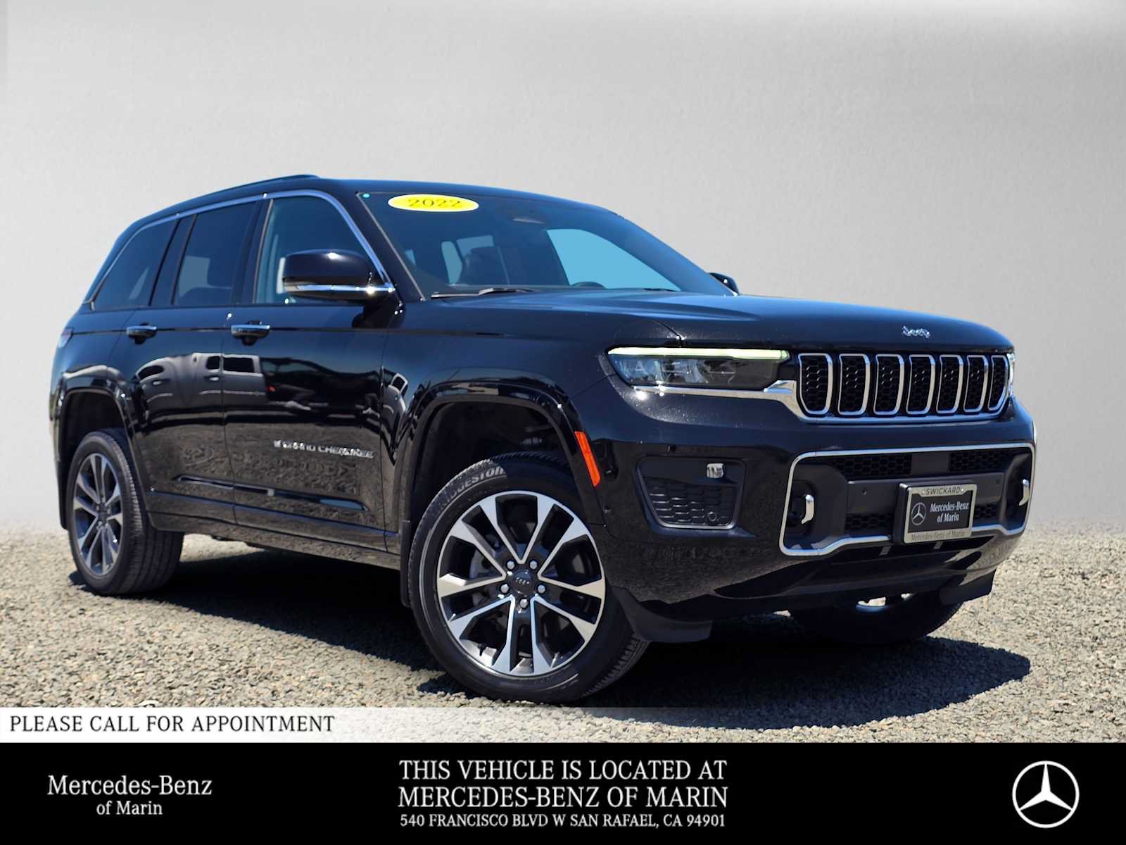 Used 2022 Jeep Grand Cherokee Overland w/ Luxury Tech Group IV AWD/4WD image 1