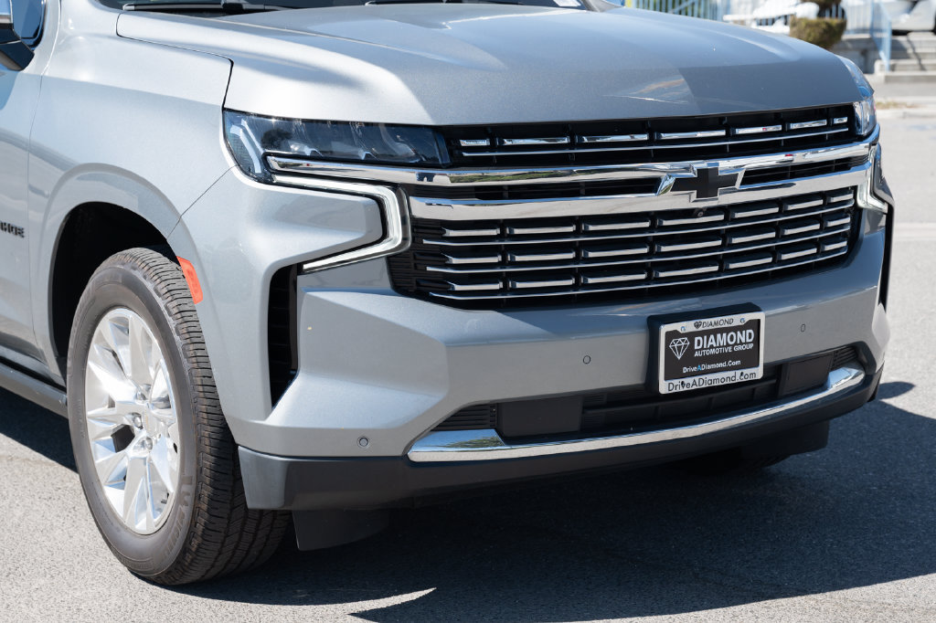 Used 2023 Chevrolet Tahoe Premier w/ Premium Package 2 AWD/4WD image 9