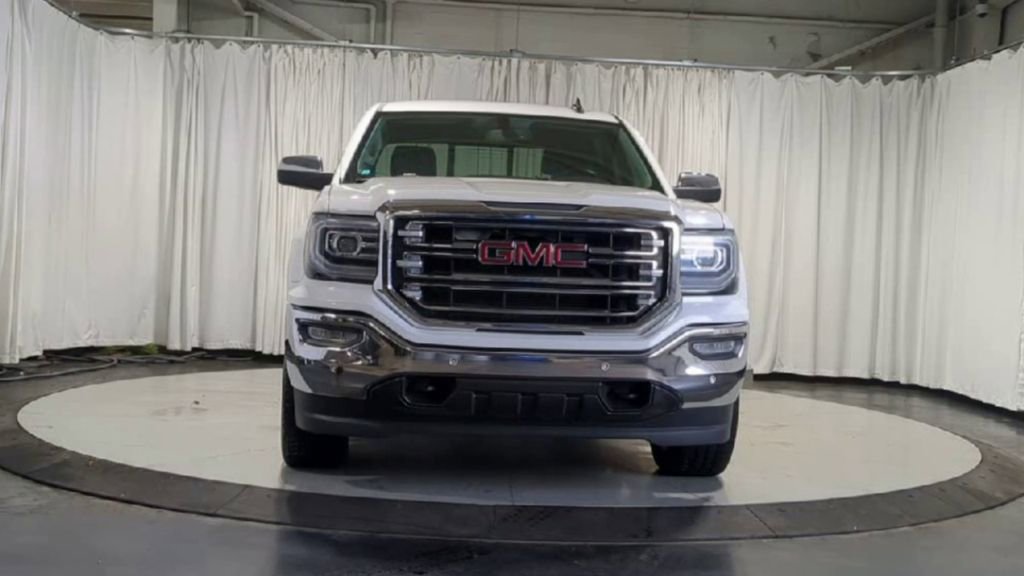 Used 2016 GMC Sierra 1500 SLT w/ SLT Premium Package image 3