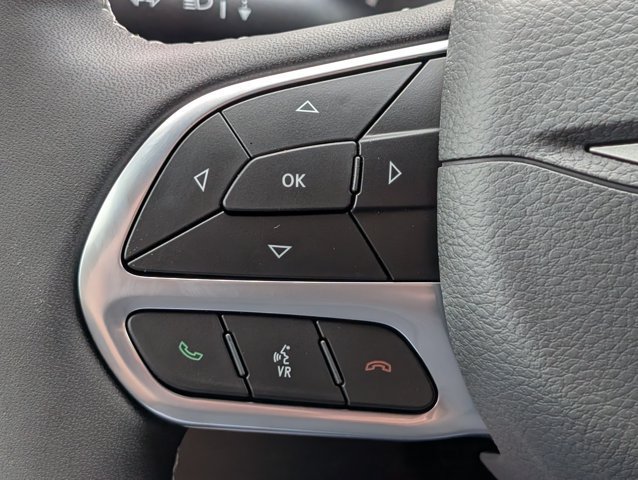 New 2027 Chrysler Pacifica Select FWD image 23