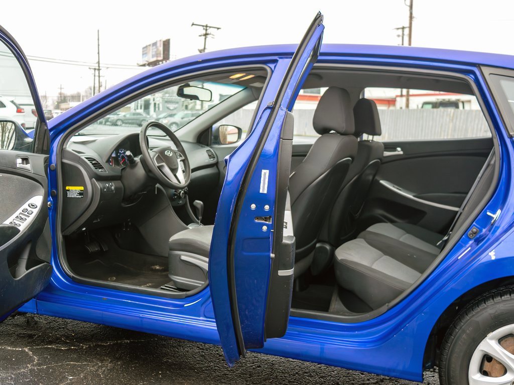 Used 2014 Hyundai Accent GS image 7