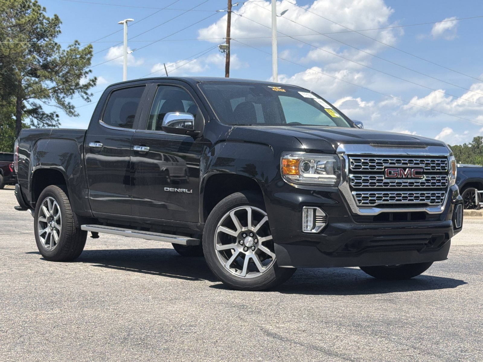 Certified 2022 GMC Canyon Denali AWD/4WD image 2
