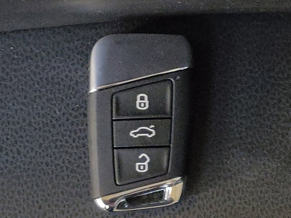 Used 2020 Volkswagen Arteon SE AWD/4WD image 32