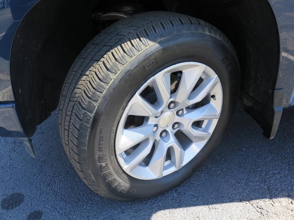 Used 2022 Chevrolet Silverado 1500 Custom image 18