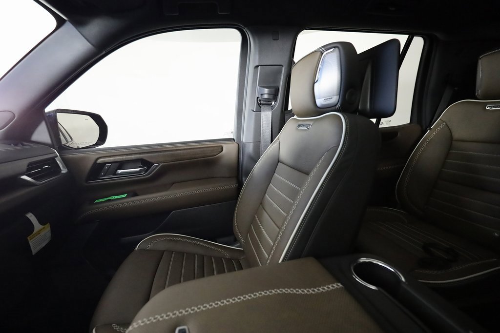 Used 2025 GMC Yukon Denali Ultimate image 43